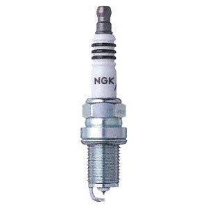 NGK G-Power spark plug 7082 in a 4-pack for direct replacement and reliable ignition.