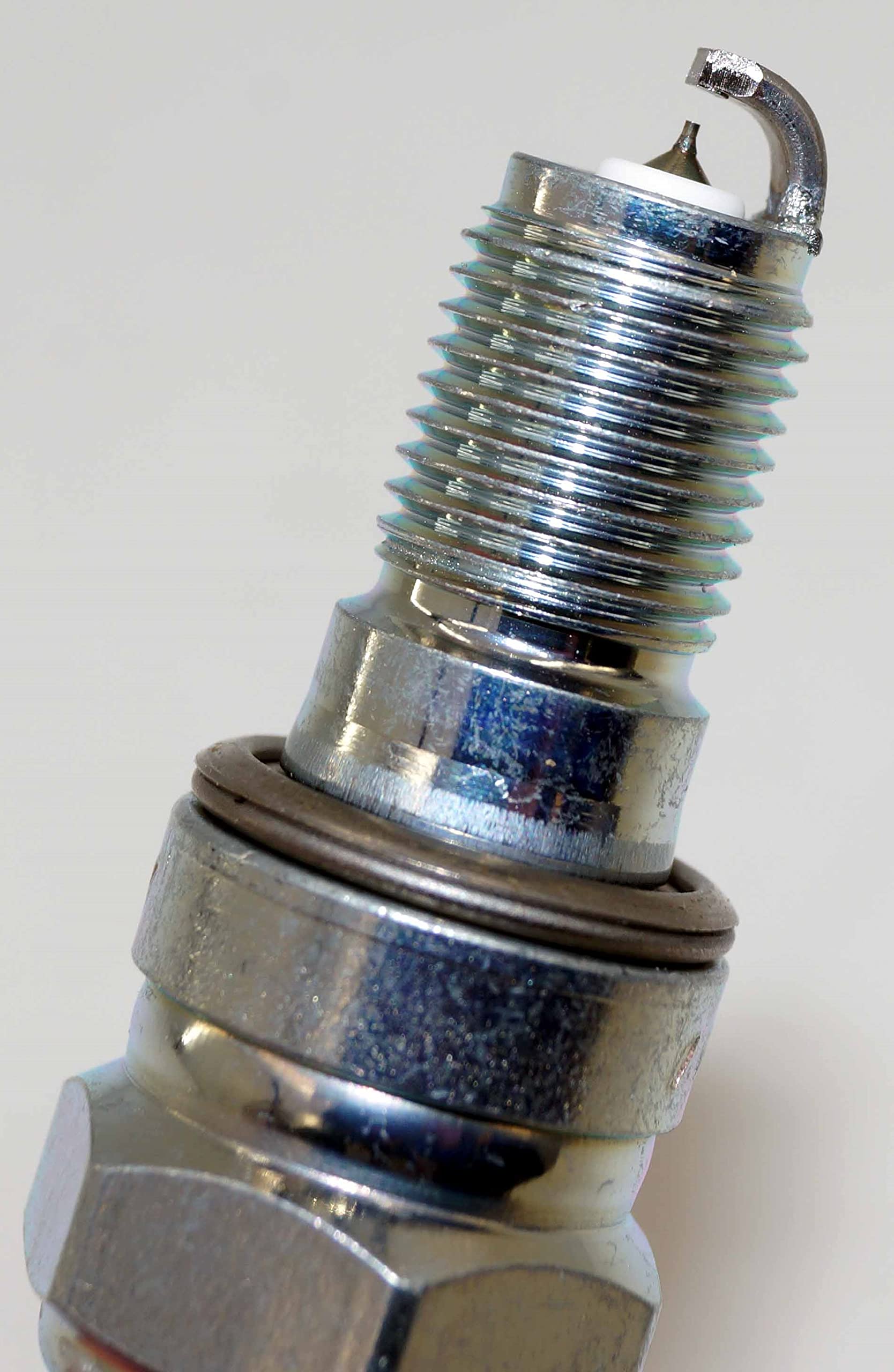 NGK IMR9C-9HES laser iridium tip detail