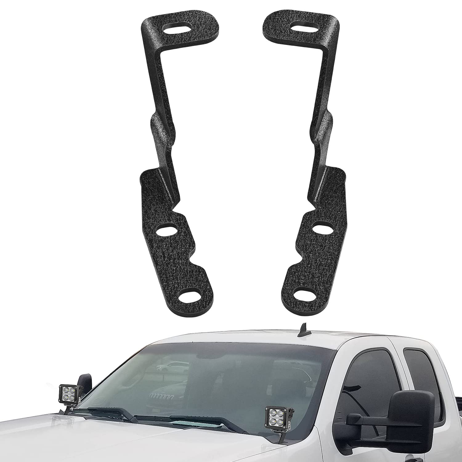 Nilight ditch-light brackets mounted on A-pillars for improved side visibility during night drives.