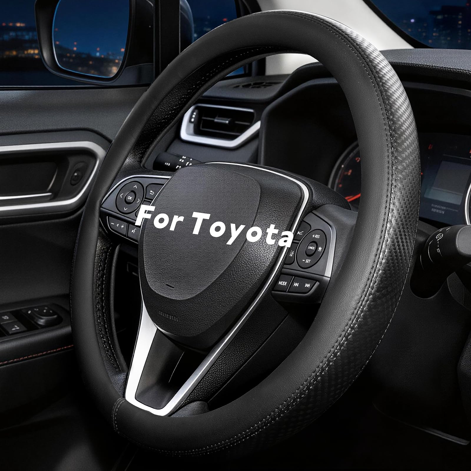 Noplkdss steering cover close-up on leather and carbon fiber for a refined grip.