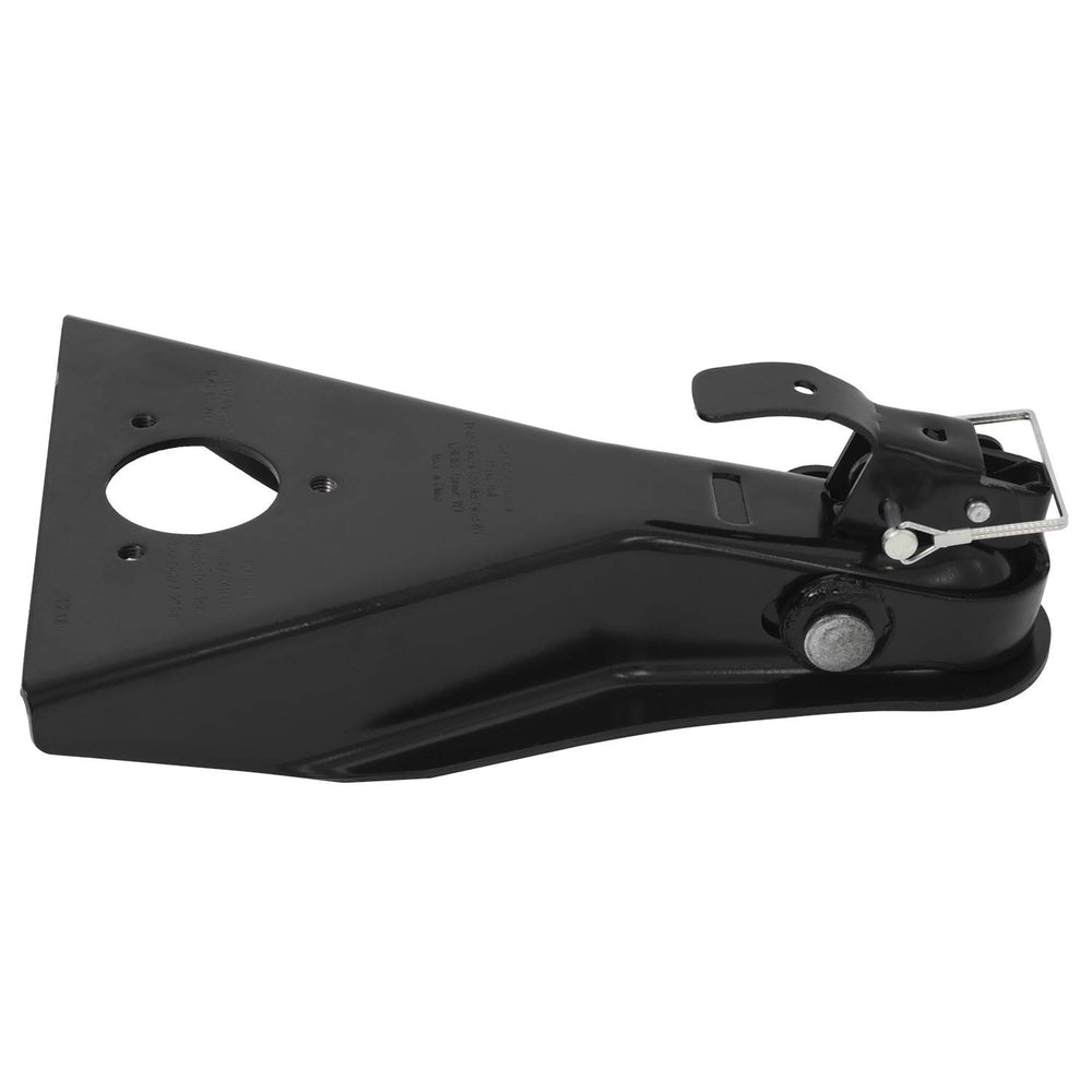 NovelBee ready-to-install coupler supports quick, confident towing setups.