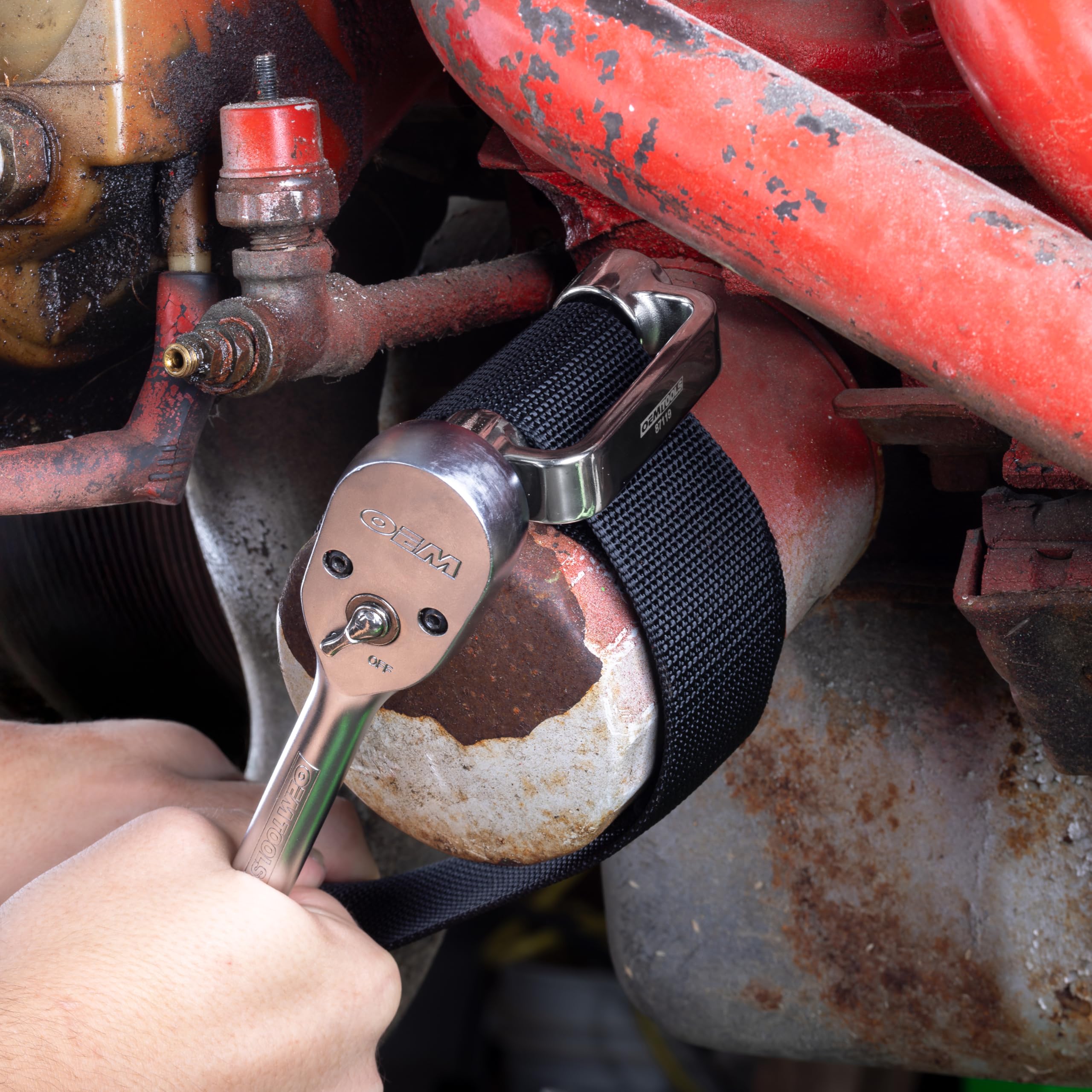 OEMTOOLS 87119 3-8-and-1-2-drive-ready makes oil changes quicker.