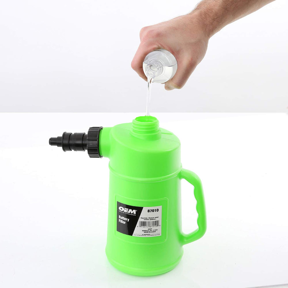 OEMTOOLS Lead-acid maintenance friendly with distilled water compatibility.
