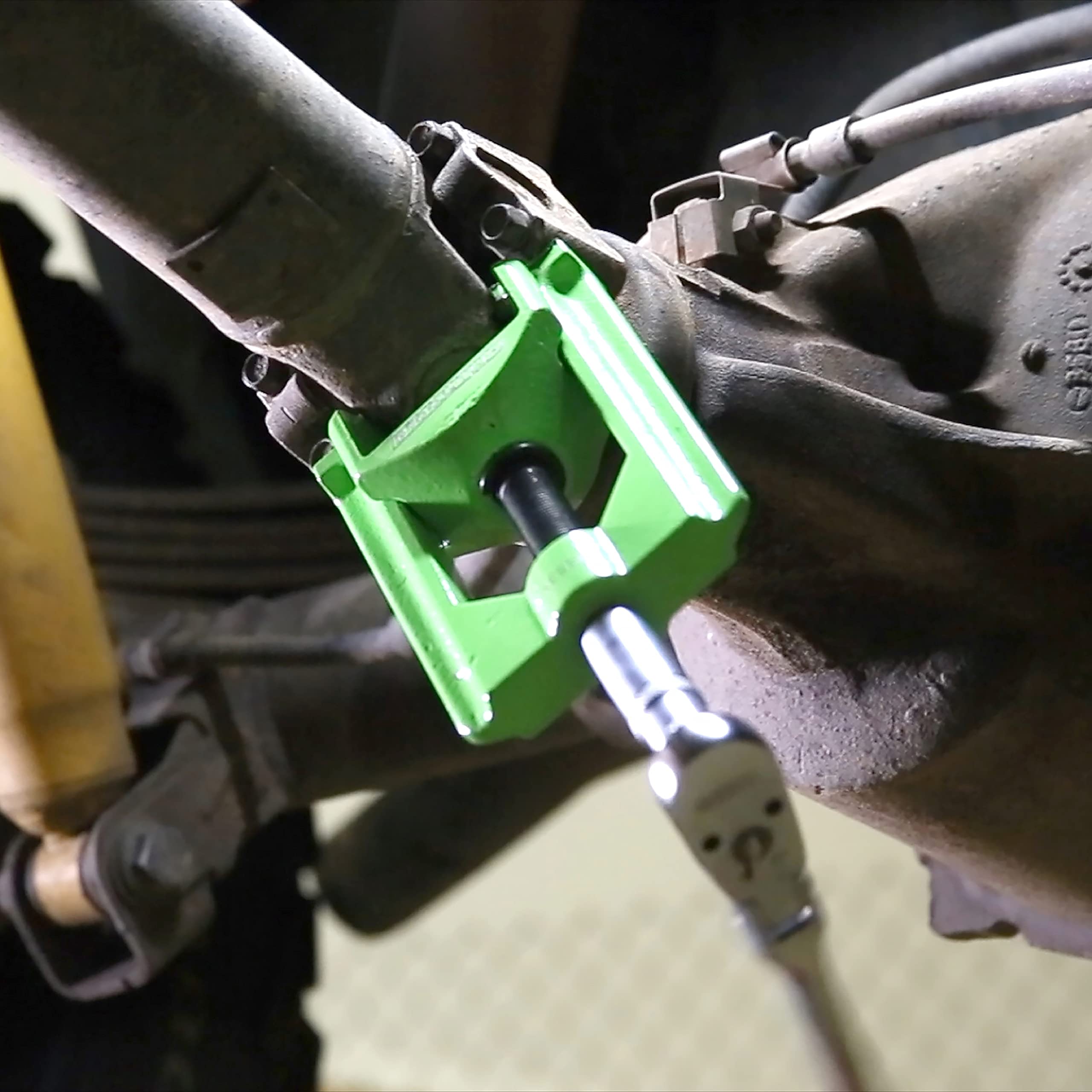 OEMTOOLS u-joint puller shop and DIY use promotes efficient driveline service.