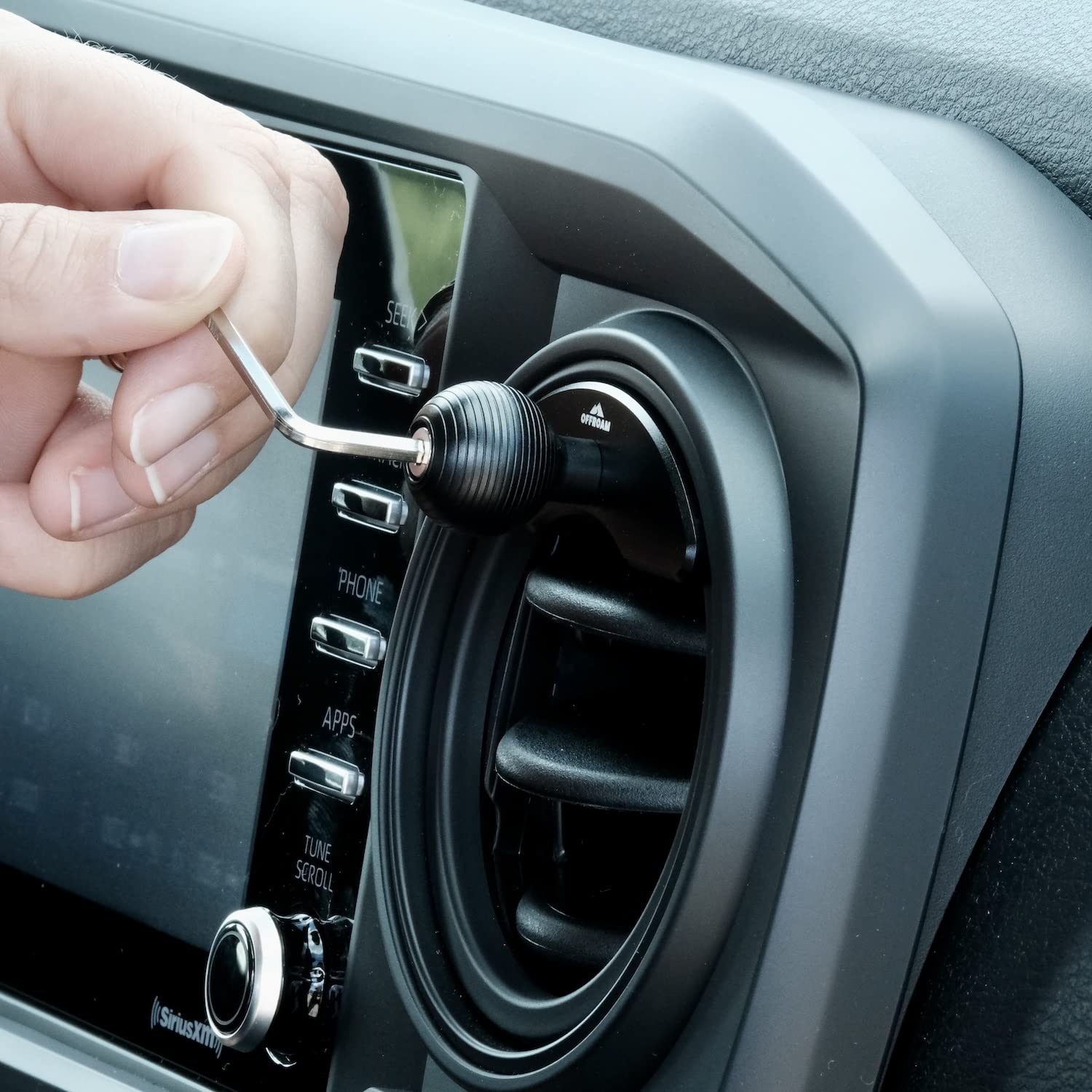 Offroam aluminum body showcases durable, heat-resistant construction for daily driving.