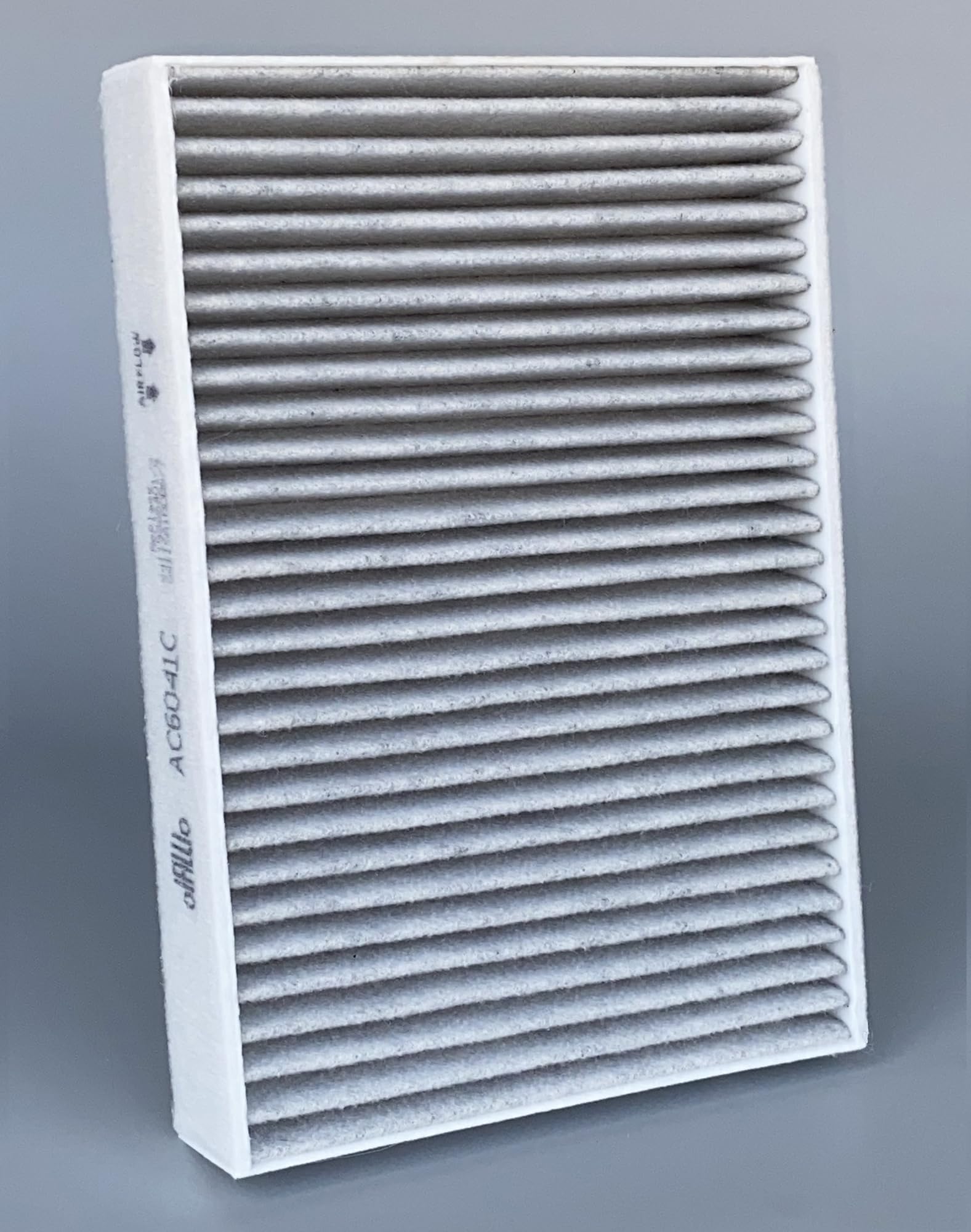 OIFILLIO activated coconut carbon purifies cabin air