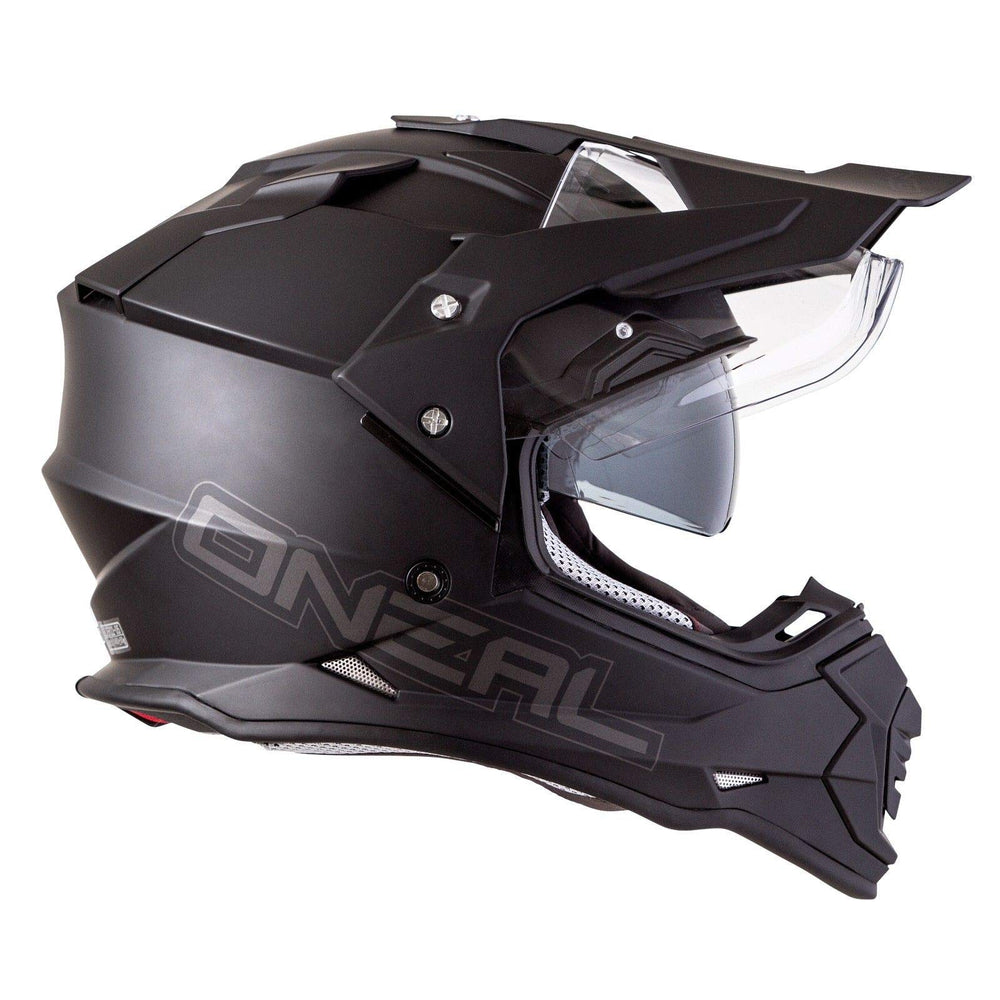 O'NEAL Sierra helmet integrated face shield for clear visibility on the move