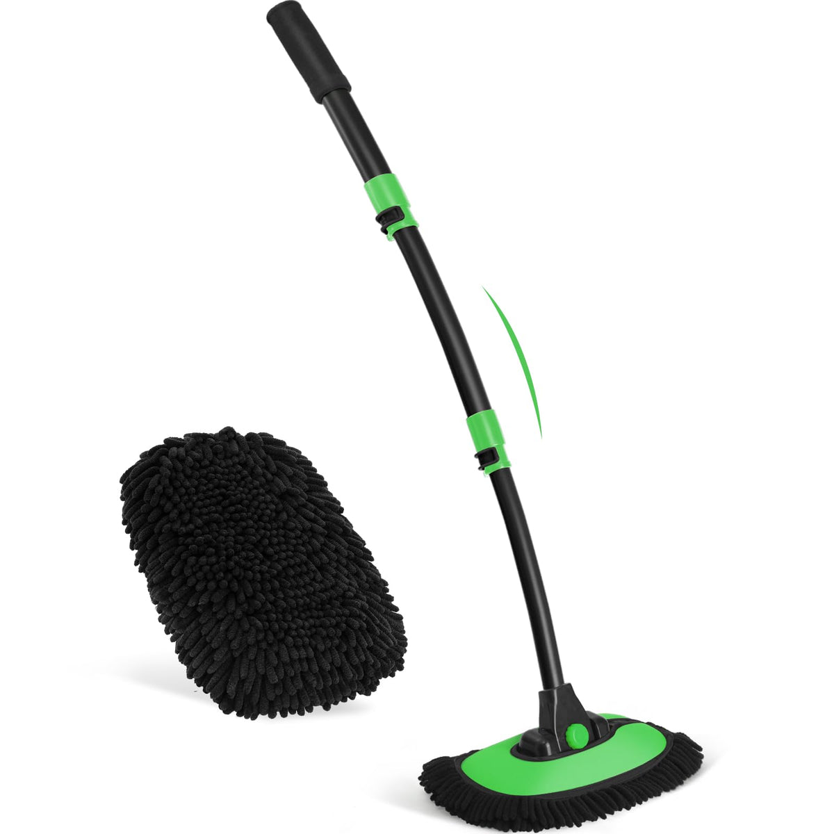 Ordenado 15-degree curved brush with extended pole reaches roofs and windshields safely.