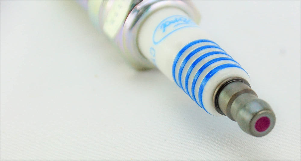 OverstockDirect SP550X spark plug side view showing installation design