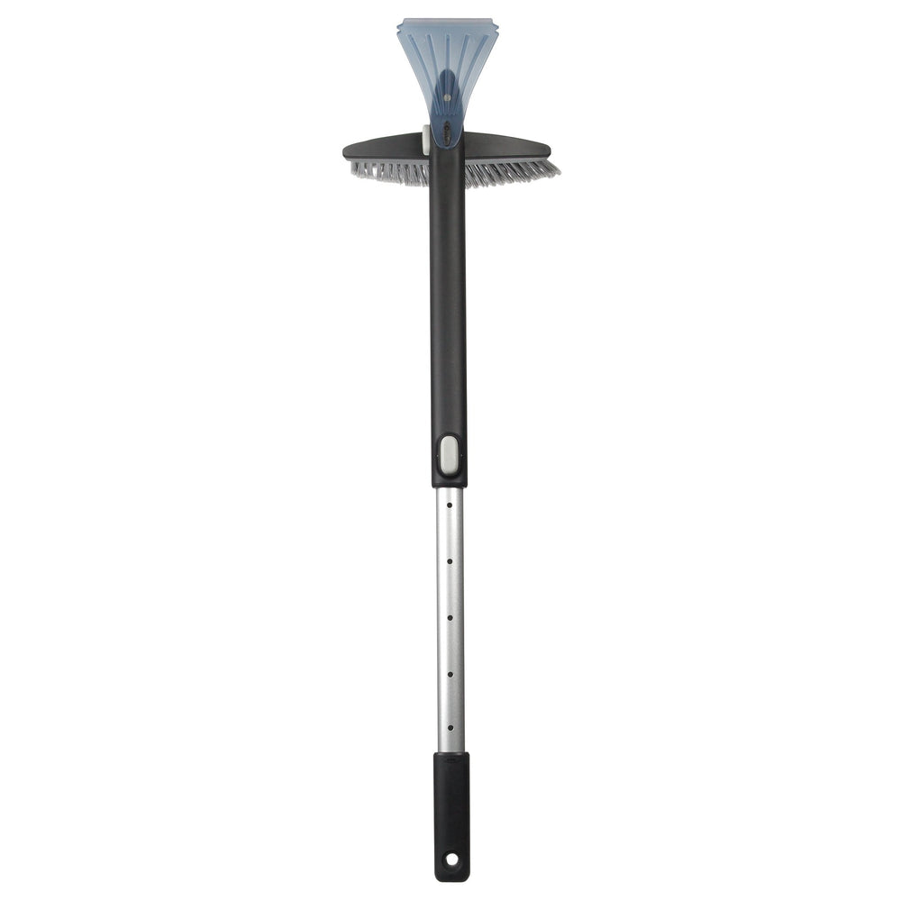 OXO Good Grips snowbrush twists 90 degrees for pushing or pulling snow.