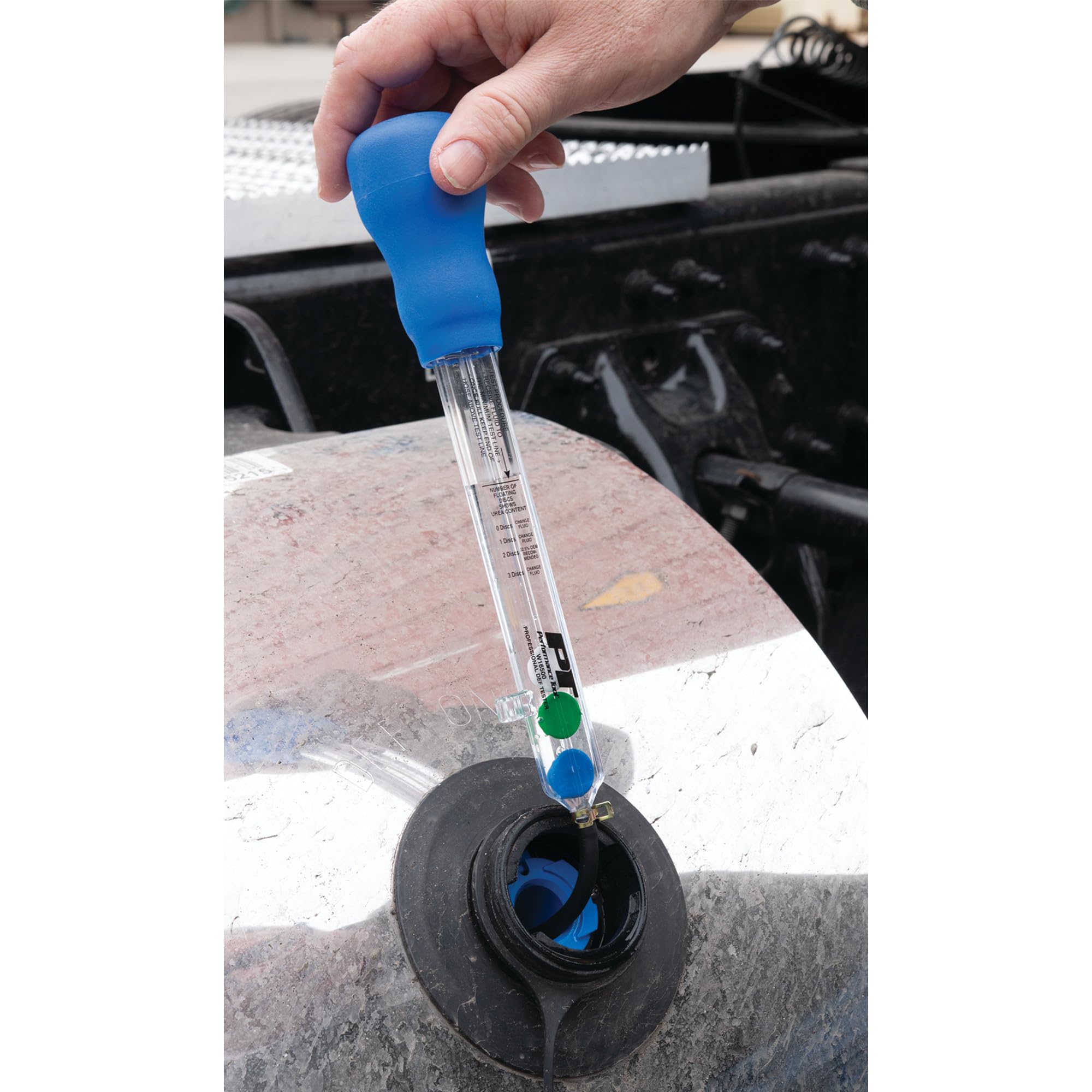 Performance Tool W16500 professional-grade tester is trusted by technicians