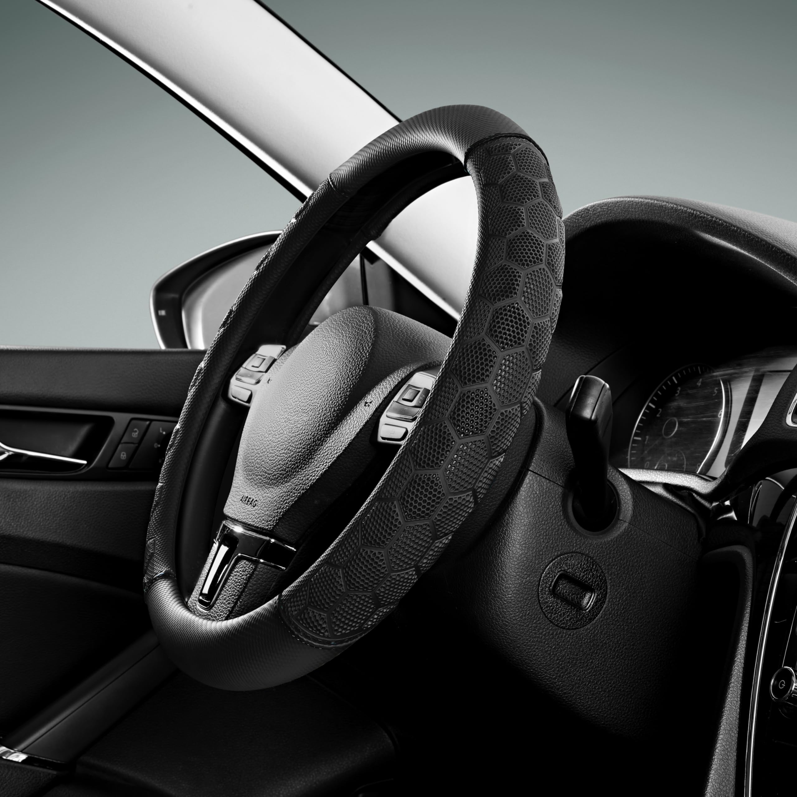 PIC AUTO massage steering wheel cover with football pattern for comfort during drives