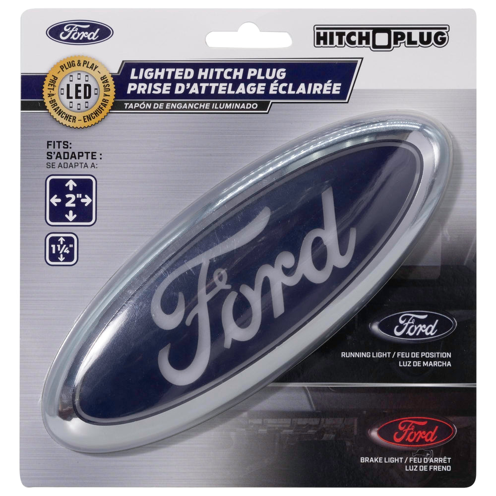 Plasticolor hitch cover glows as running light and brake light.