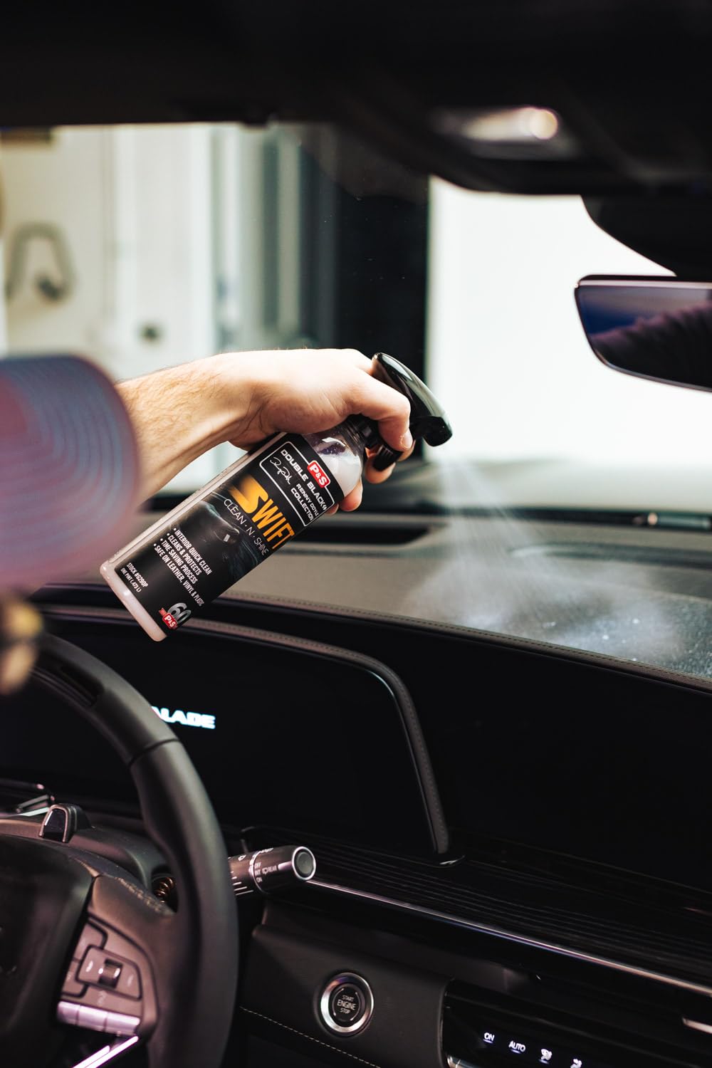 P&S Swift Clean & Shine leaves a fresh fragrance after detailing