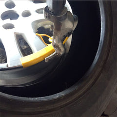 Qiilu wheel rim protector side view highlighting flexible protection.