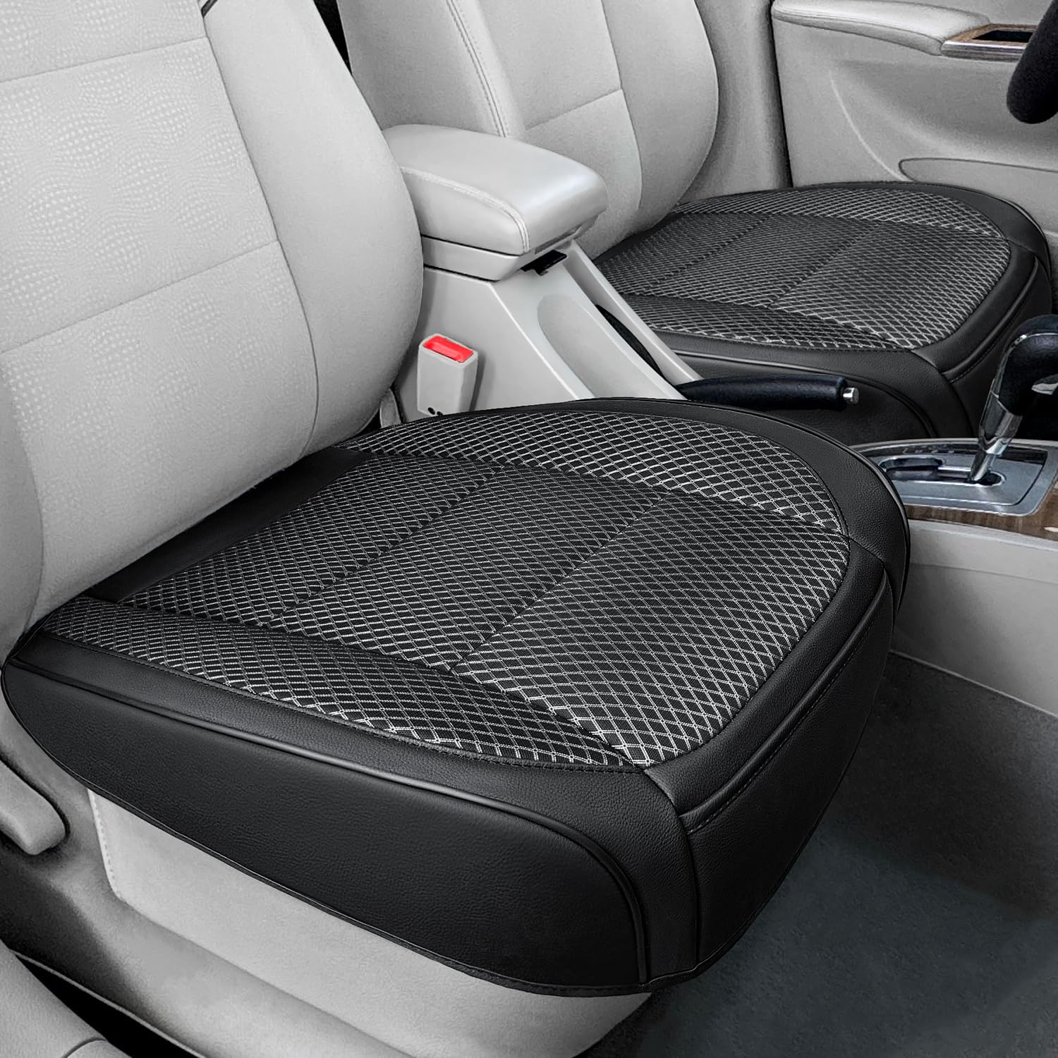 Qinlive ventilated bottom seat cover top view showing breathable airflow for comfort.