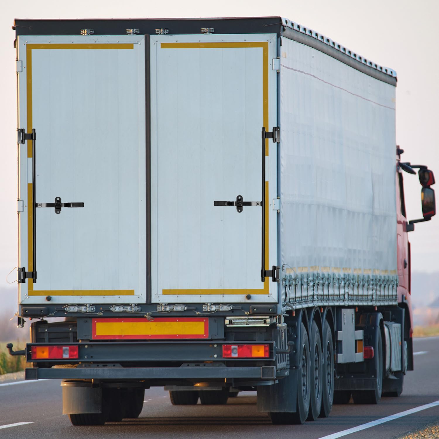 QWORK trailer door compatibility shown for cargo and RV doors.