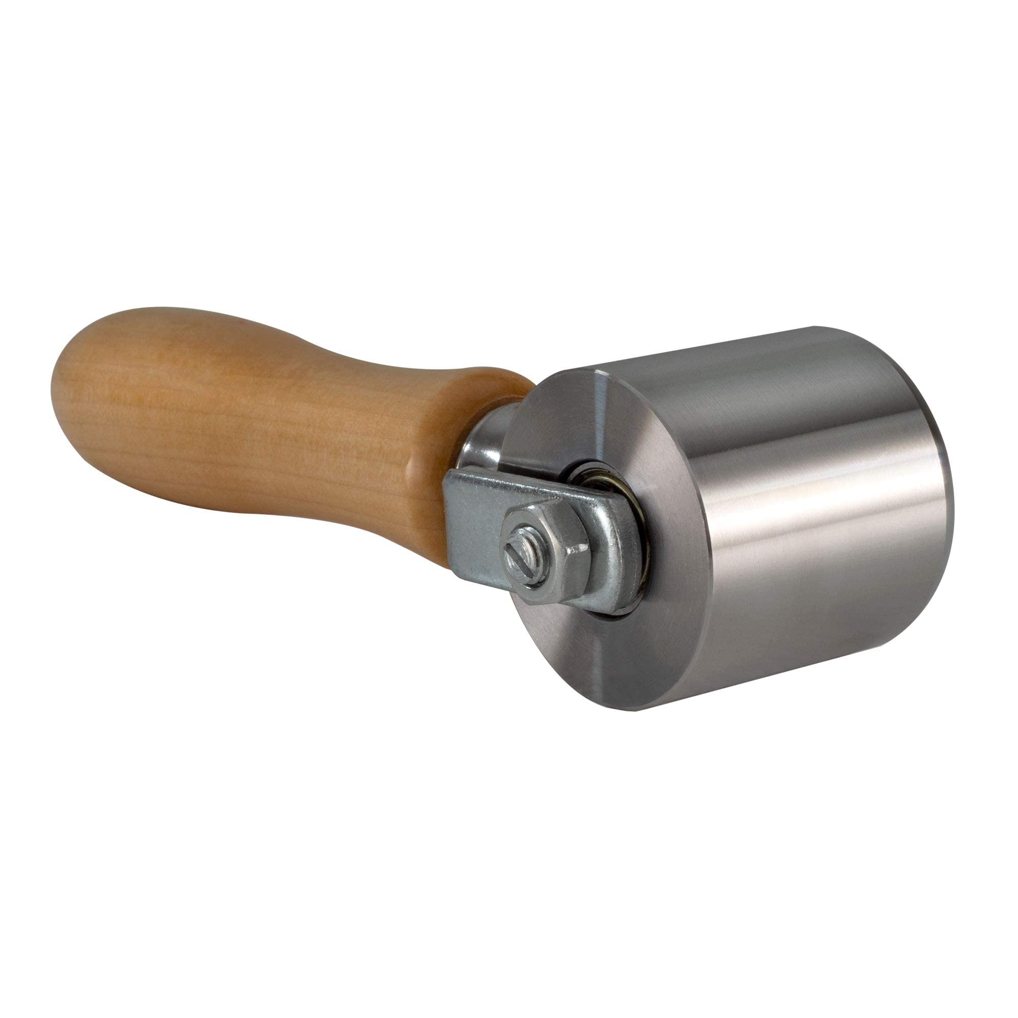 RecPro 7-inch length with wood handle offers stable control