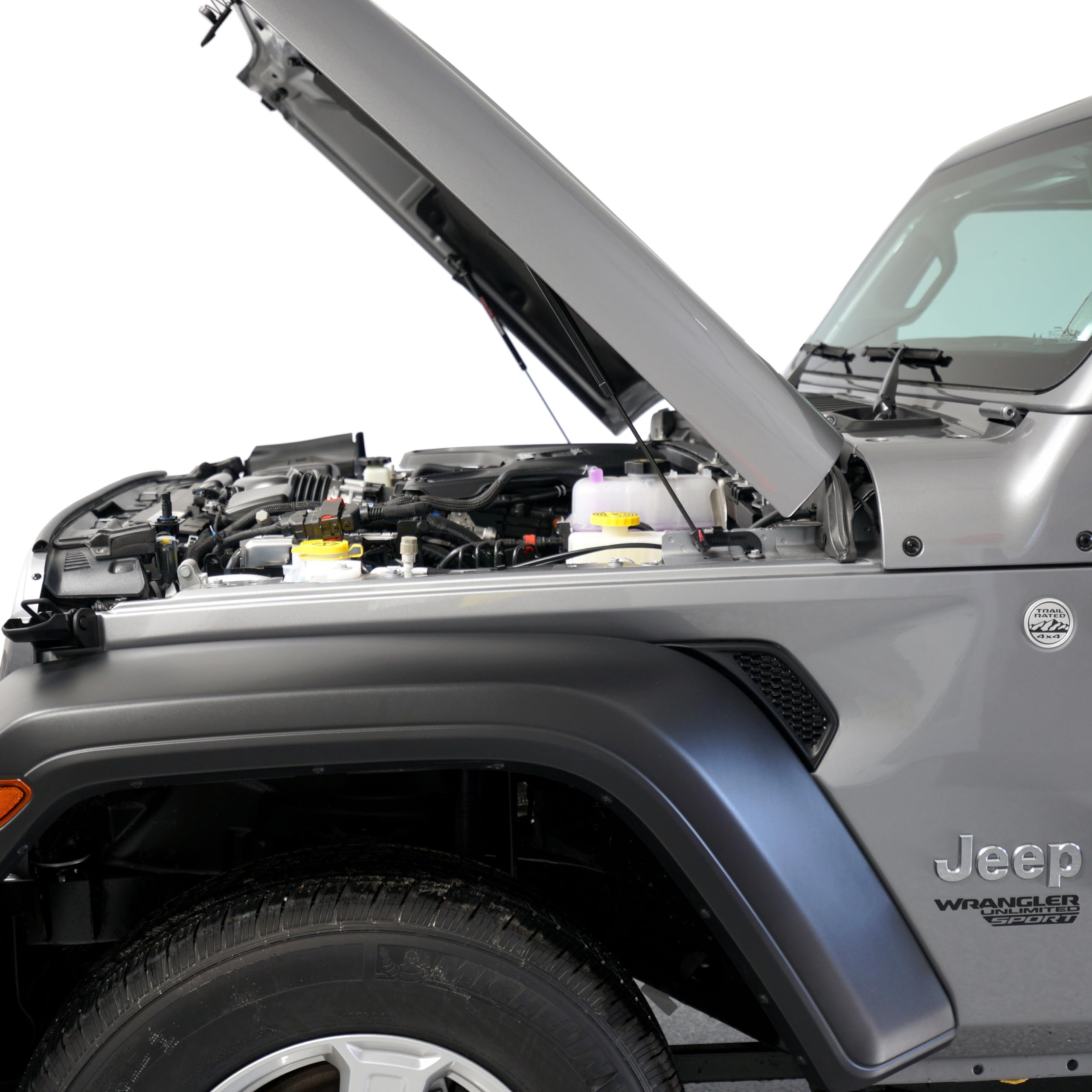 Durable black powder-coated hardware resists wear in rugged off-road environments.