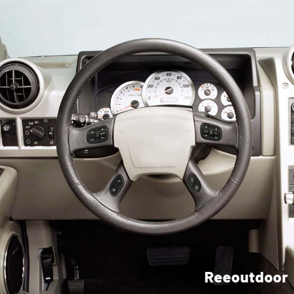Reeoutdoor packaging and included four-button set for GM compatibility.