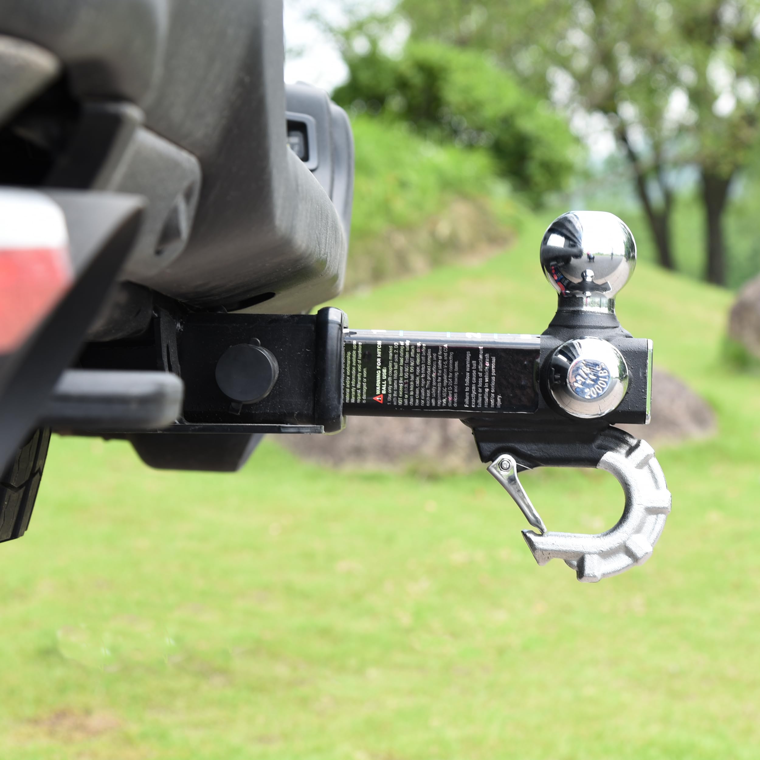REYSUN tri-ball hitch mounted during use demonstrates versatile mounting.