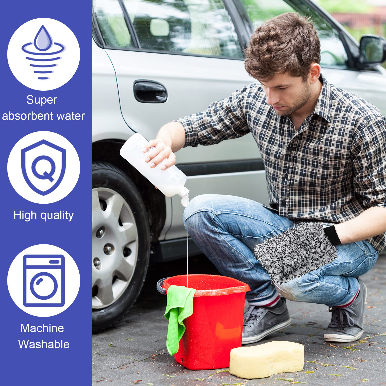 Riakrum mitt in action on car surface delivering even cleaning.