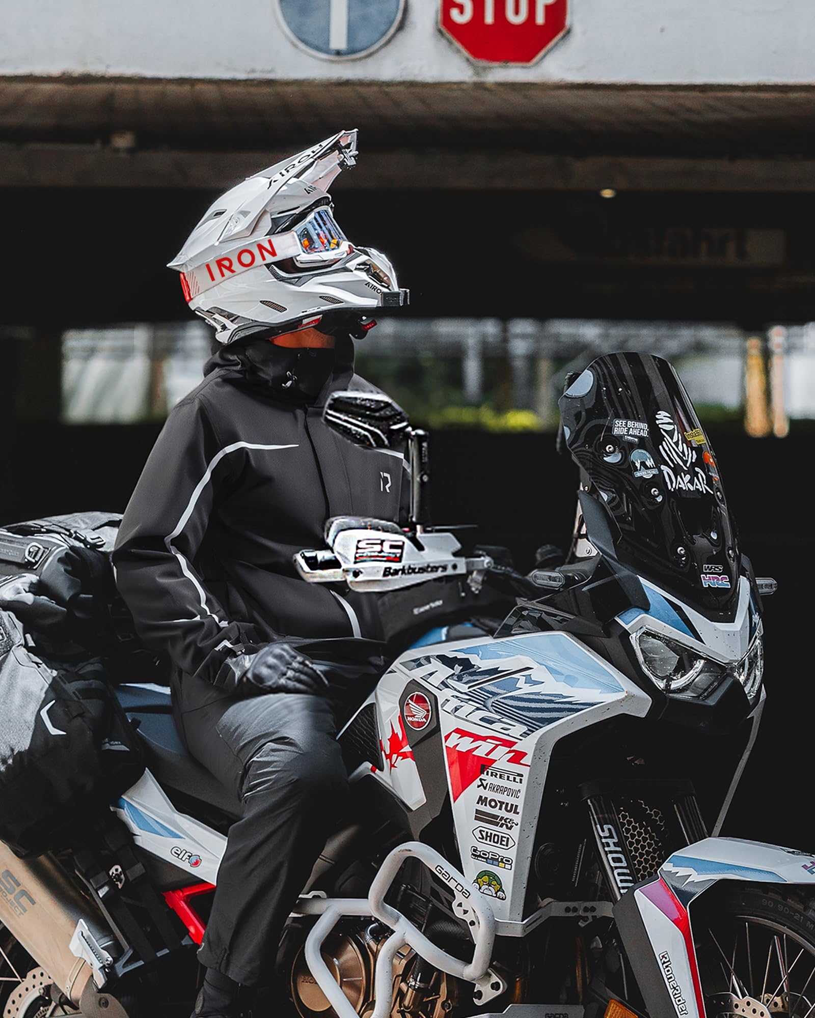 RideIron rain suit elastic waist pants provide secure, adjustable fit.
