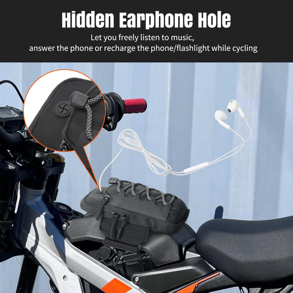 RIDLOG bag with headphone hole for listening while riding.