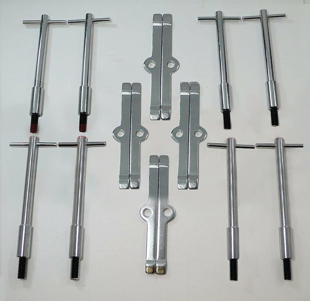 RJSPHH valve-cover t-bar set with chrome spreaders for even bolt pressure on V8 engines.