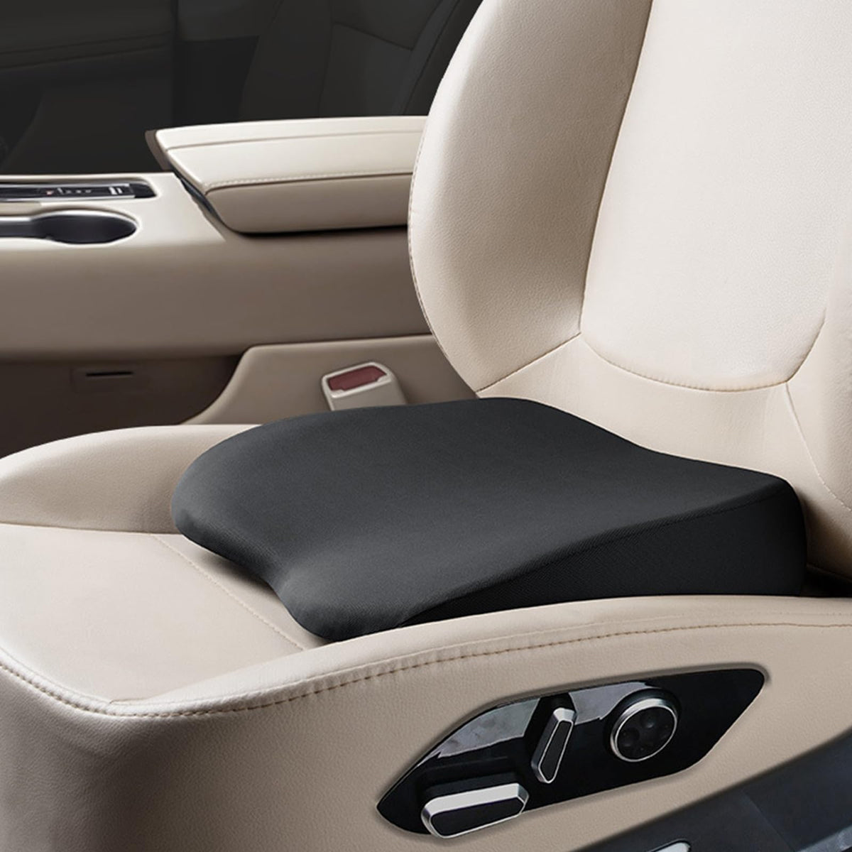 RNGWXOE 2-in-1 wedge design cushion for car seat relieves tailbone pressure.