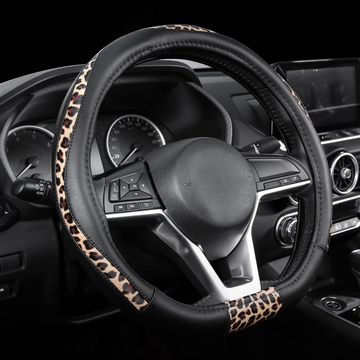 Road Comforts D-Type leopard front view steering wheel cover enhances grip and style.