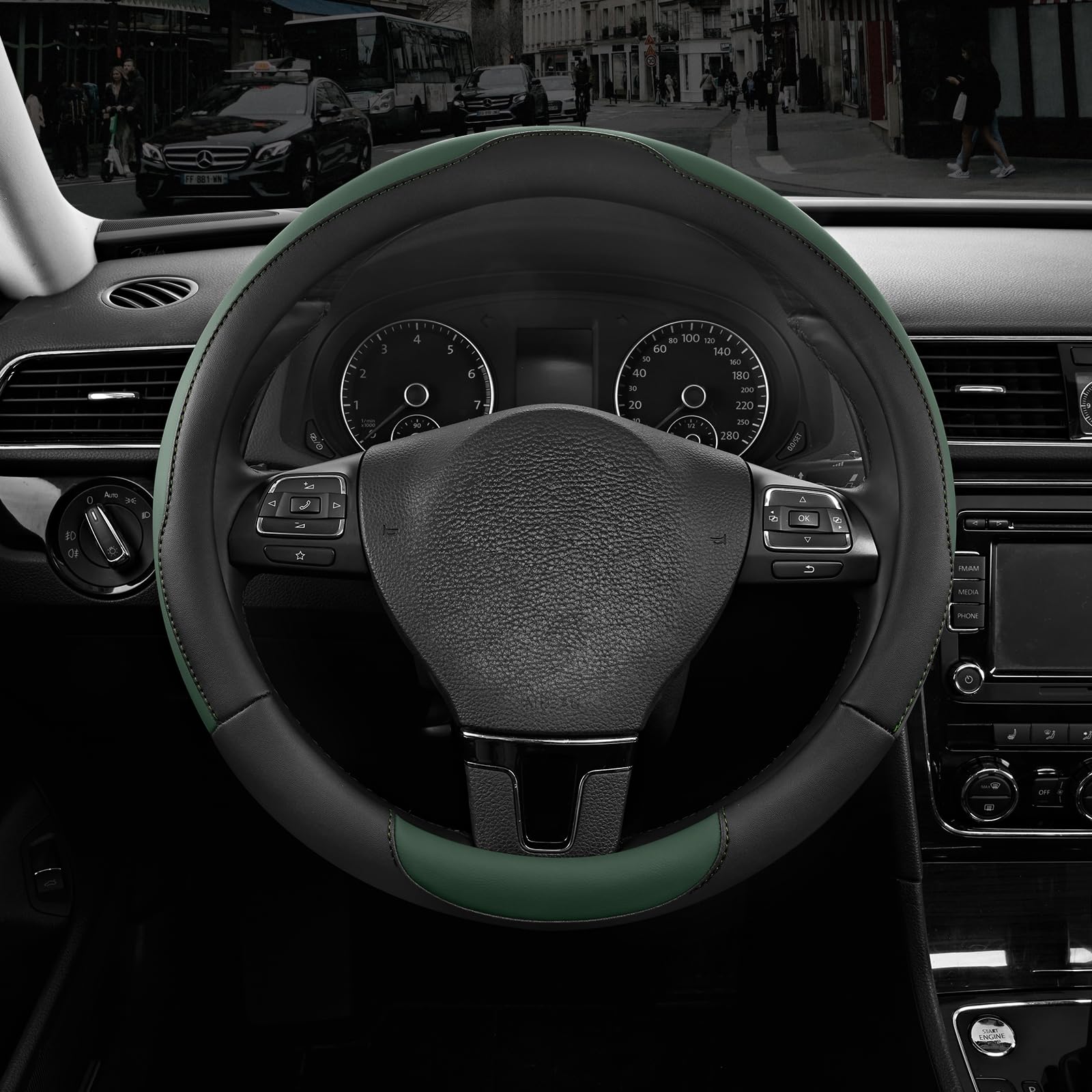 Road Comforts anti-slip steering wheel cover with textured surface improves control