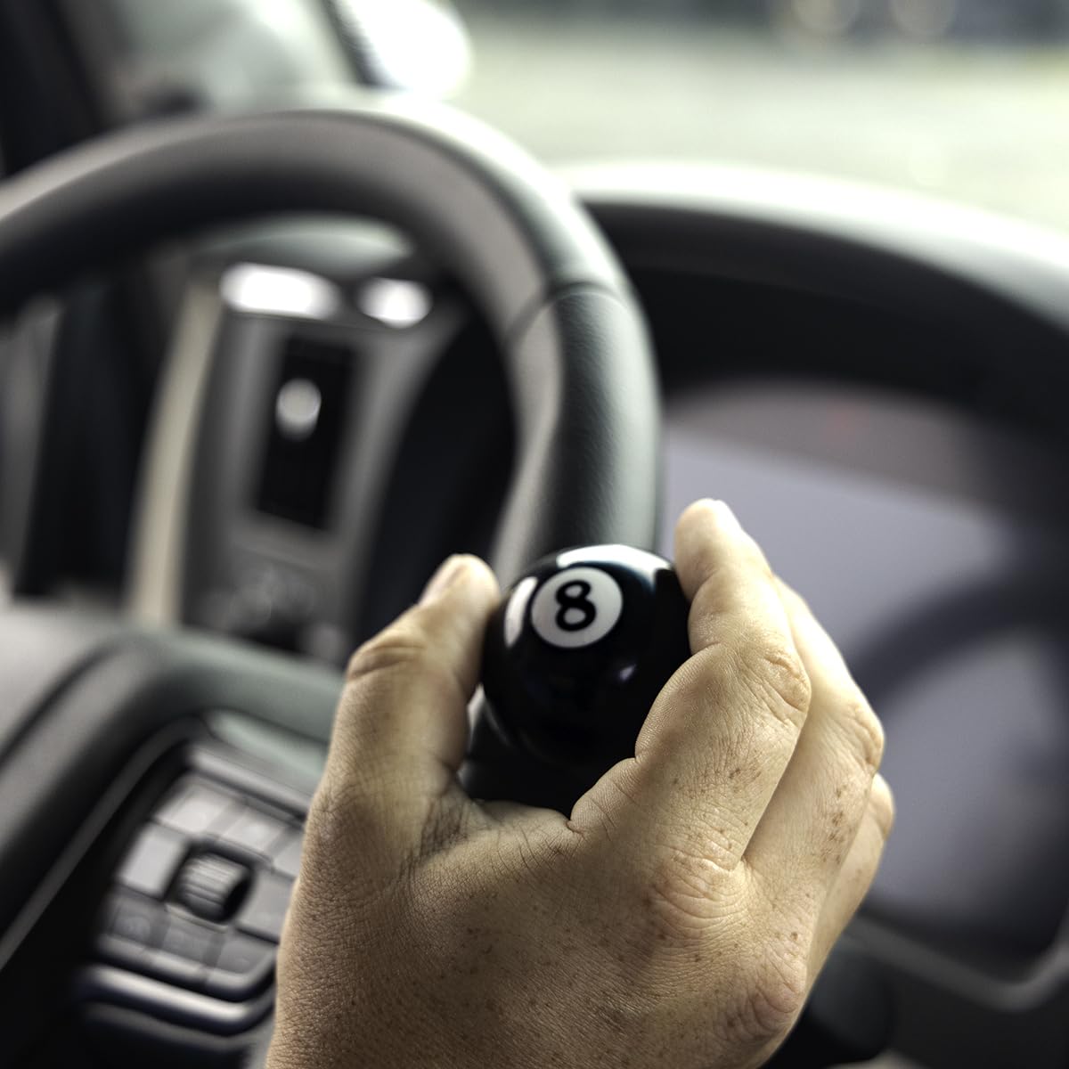 RoadPro RP-70040 easy installation allows quick setup.