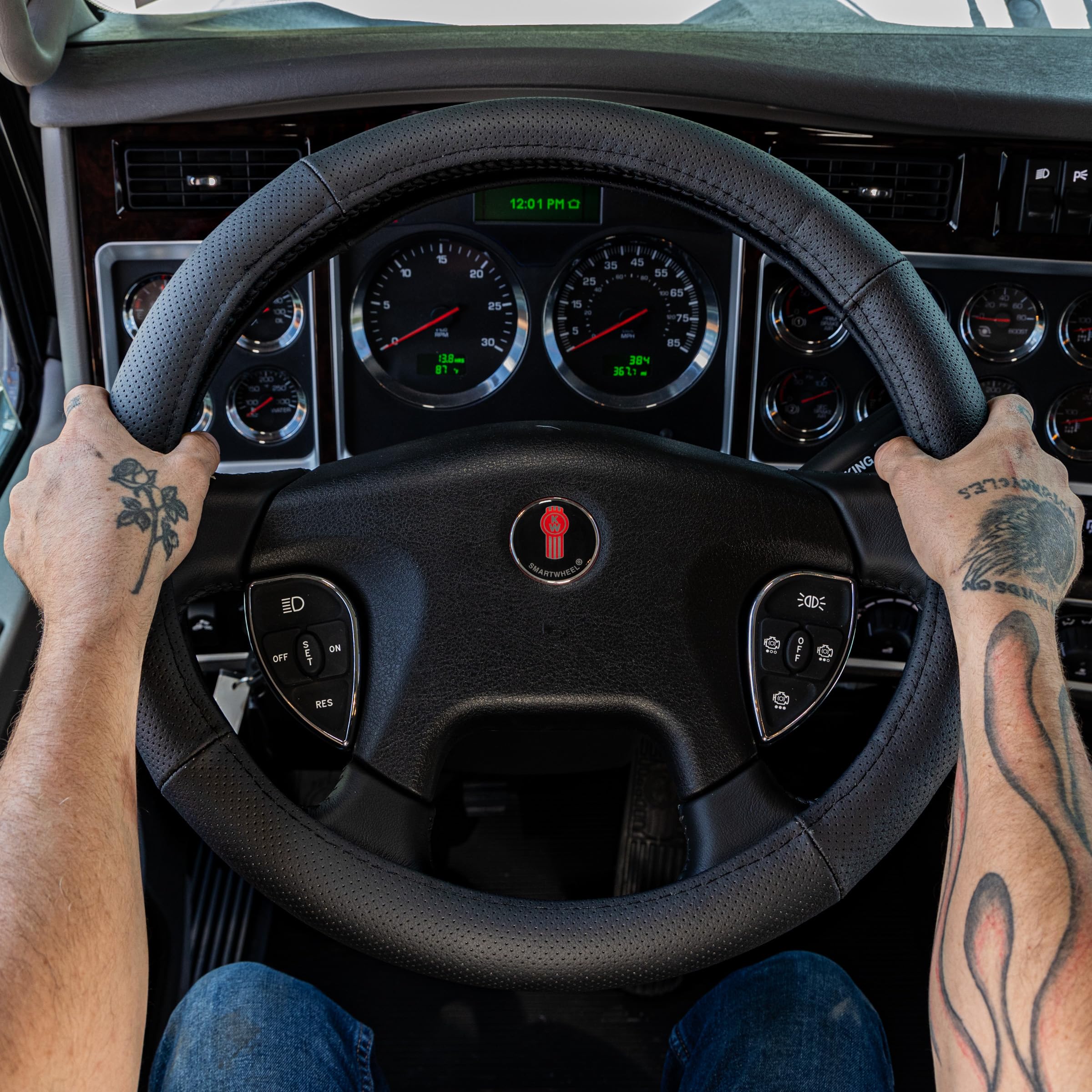 RoadPro RPSW3006 tool-free installation showing quick upgrade to cab interior