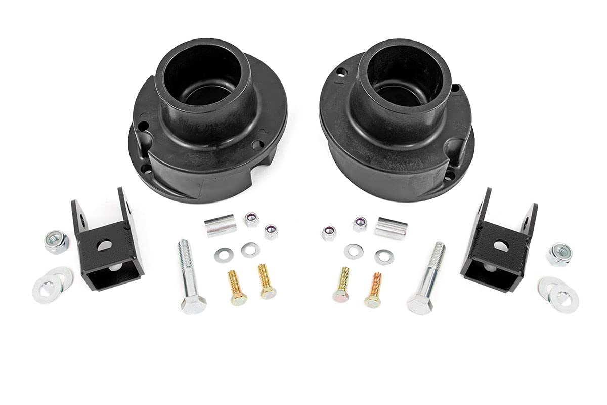 Rough Country 2.5-inch front leveling view improves Ram 2500 off-road clearance