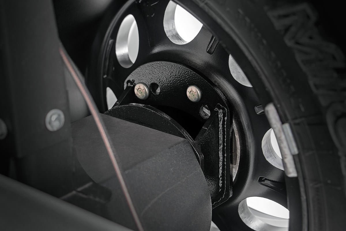 Compatibility of Rough Country spacer with 5x5 and 5x4.5 bolt patterns on Jeep models.