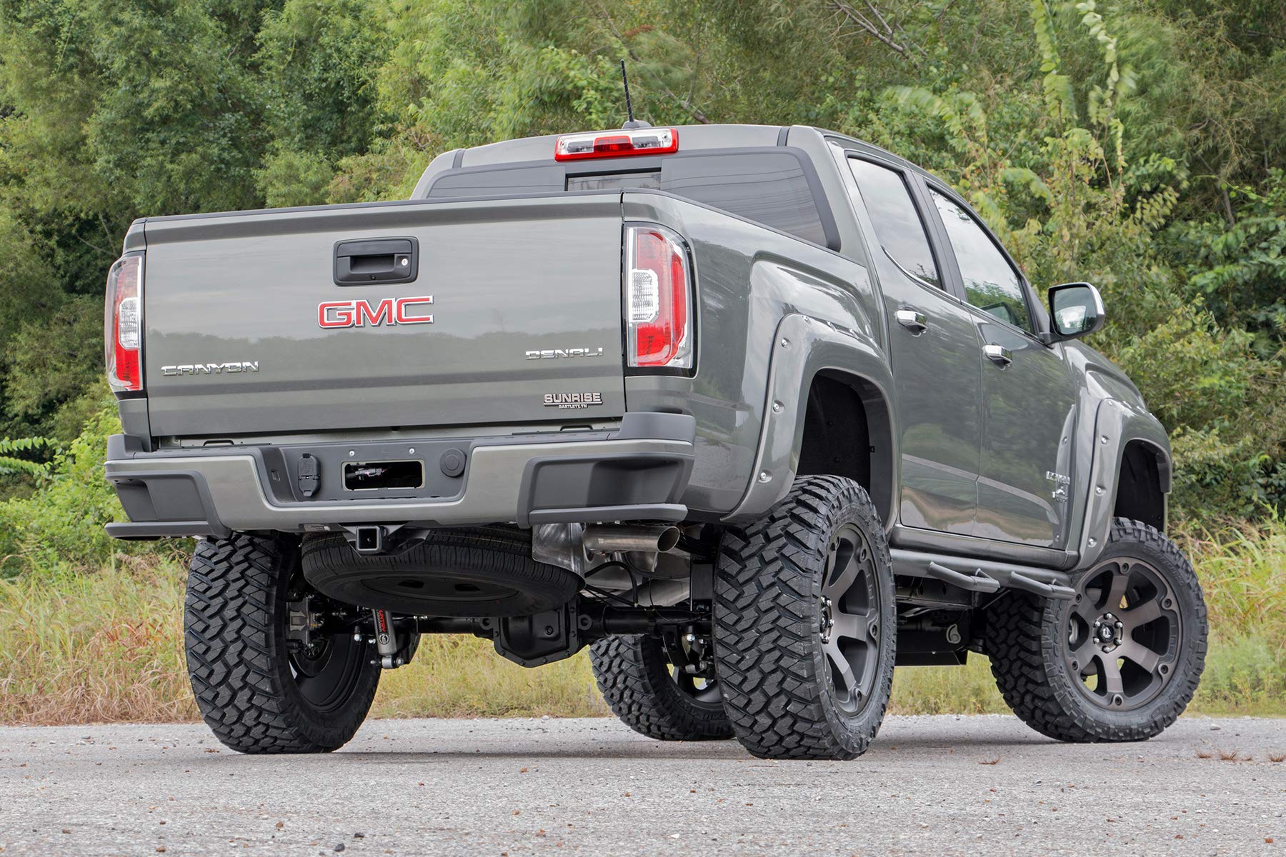 Rough Country Ram 1500 N3 rear shock warranty information included.