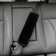 ROYAGO pad stays in place for a distraction-free ride.