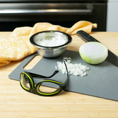 RSVP Endurance Onion Goggles Black easy-clean closeup for maintenance