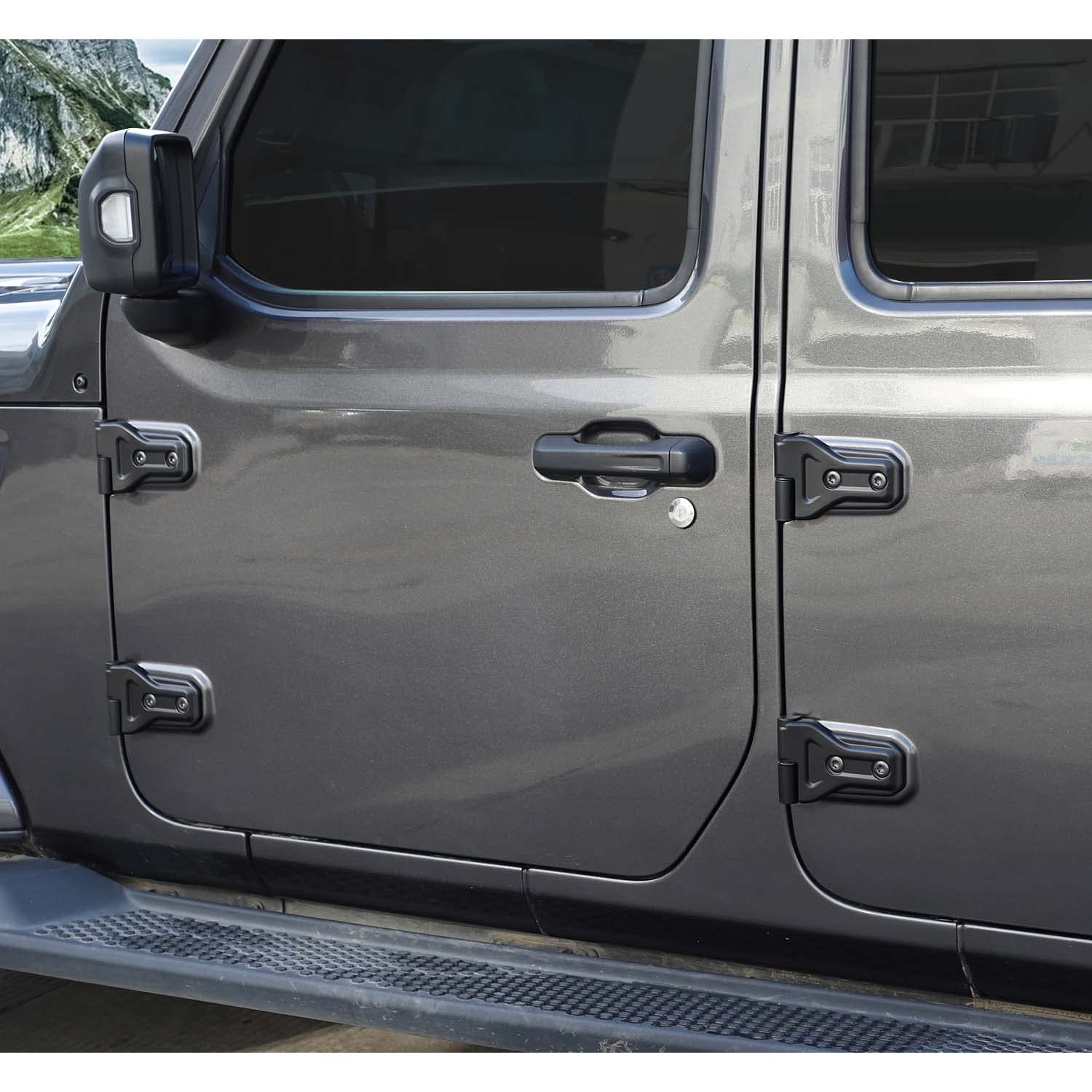 RT-TCZ Jeep hinge covers offer protection and a cohesive look.