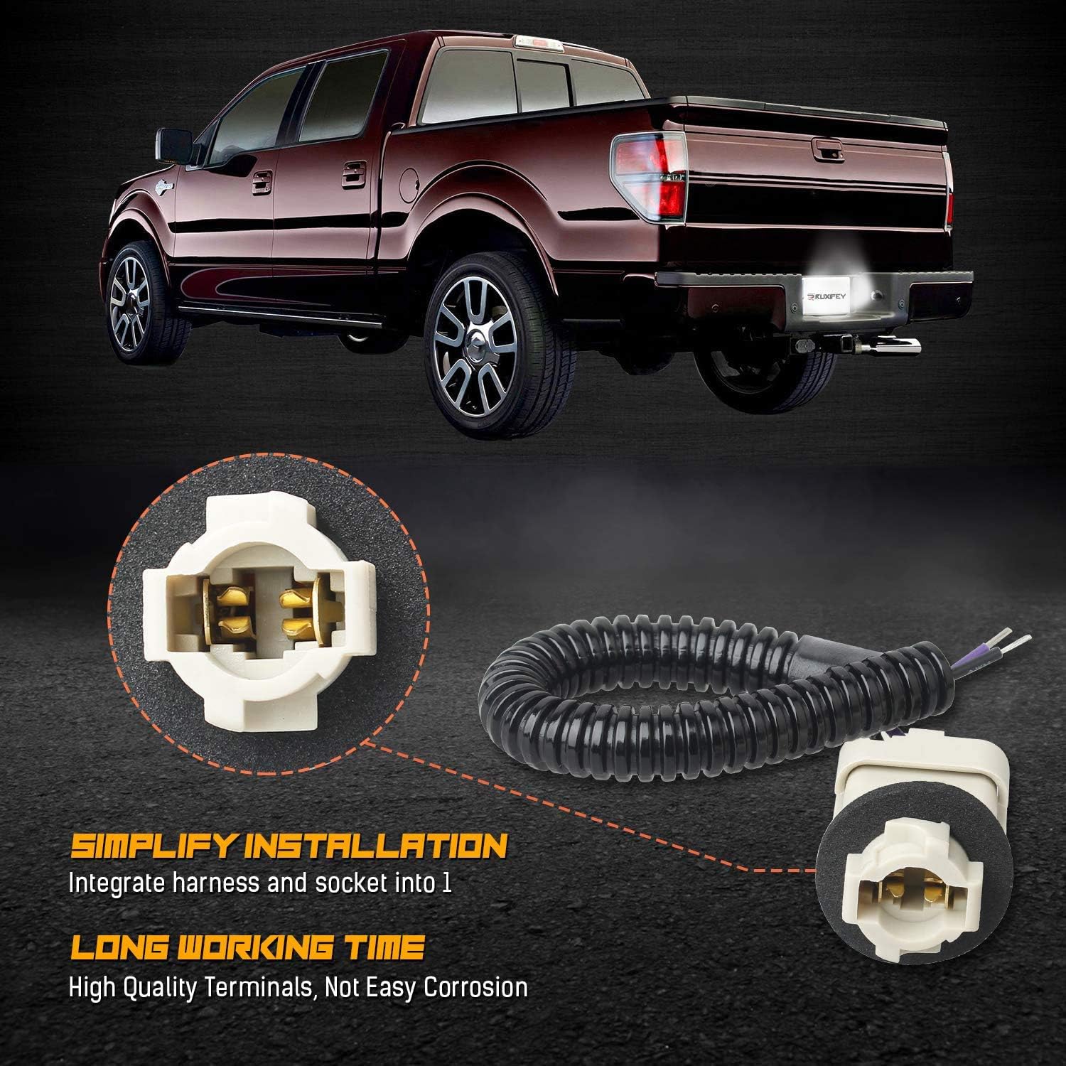 Plug-and-play installation of RUXIFEY license plate lamp with harness