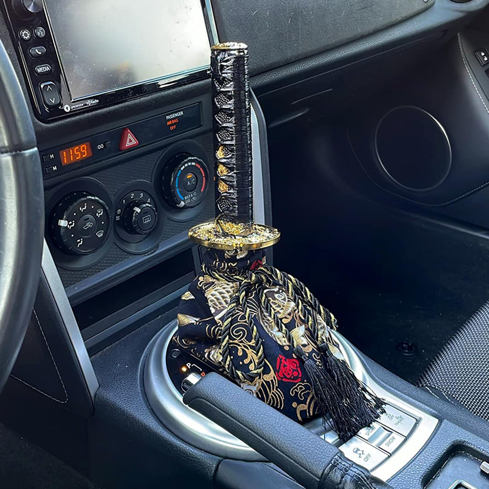 RYANSTAR brushed alloy shift knob closeup shows durable, high-quality construction.