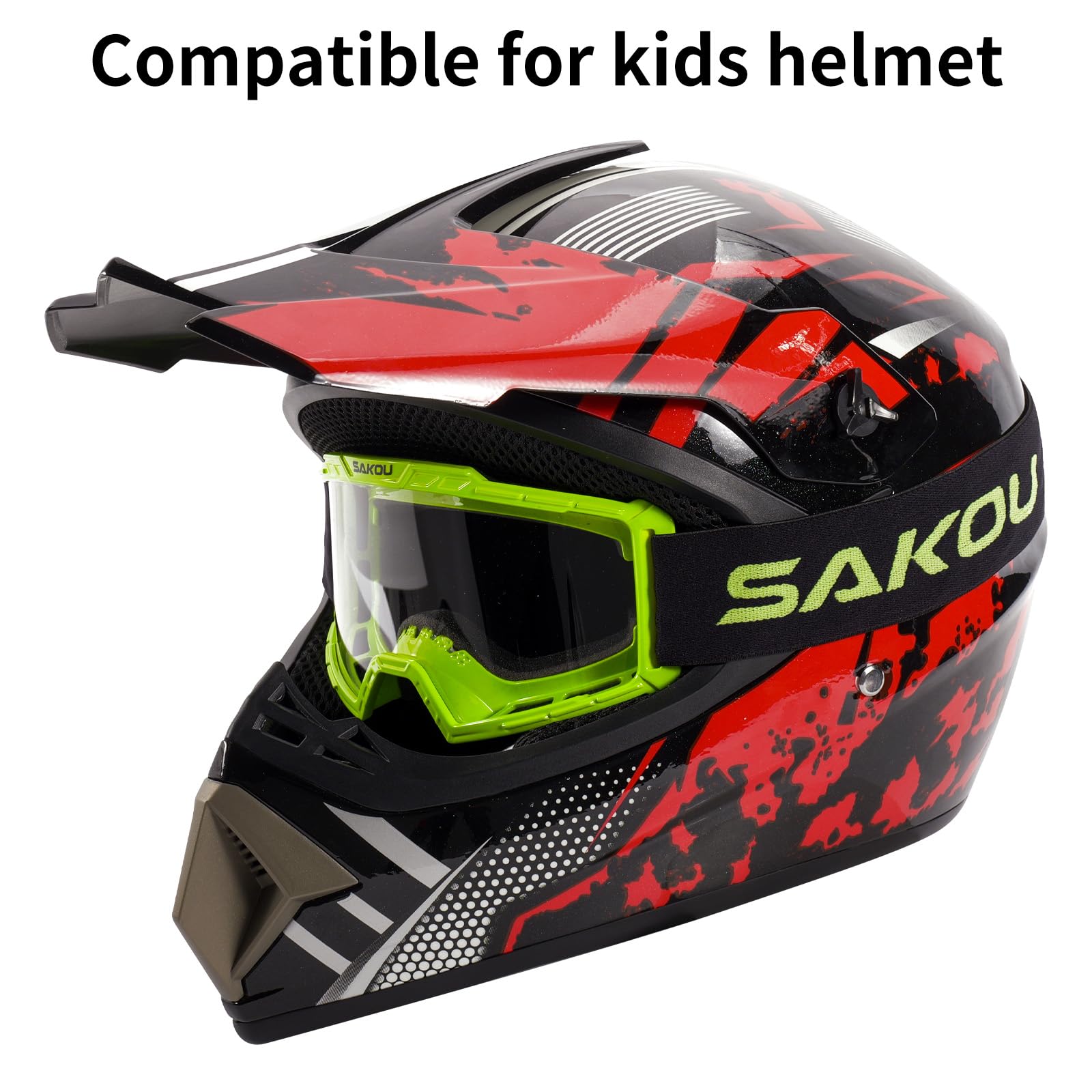 Kids wearing SAKOU goggles enjoying soft foam and fleece comfort