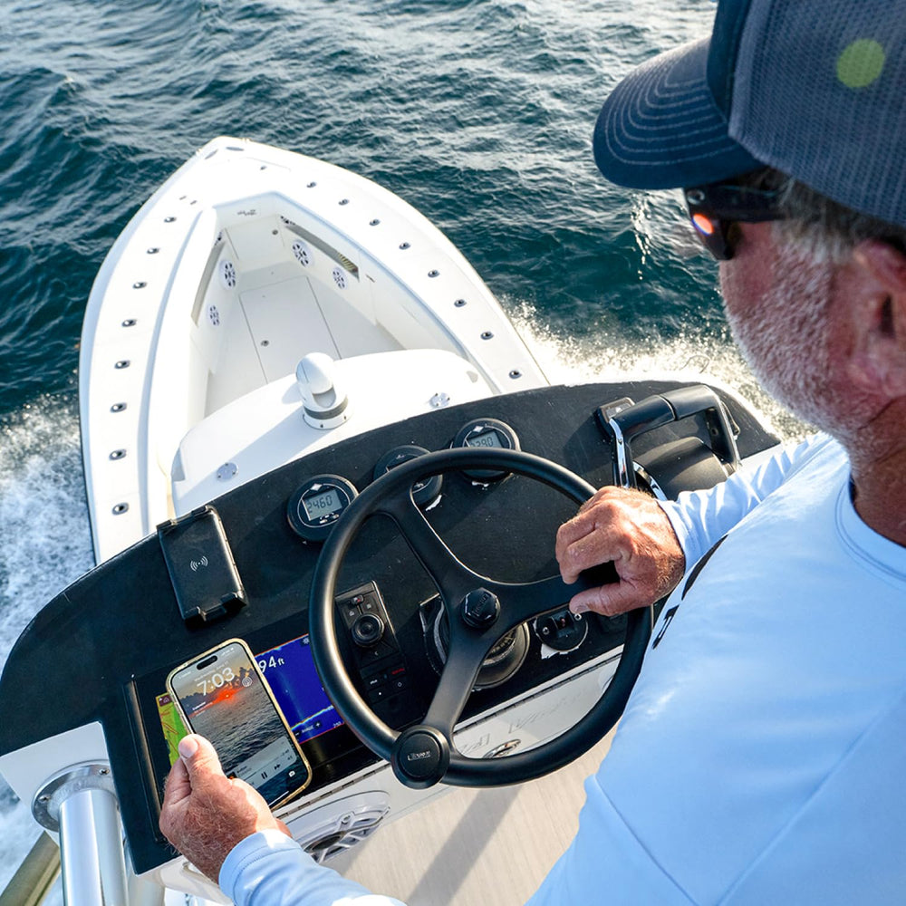 Scanstrut Active charges through non-metallic waterproof cases for versatile use.