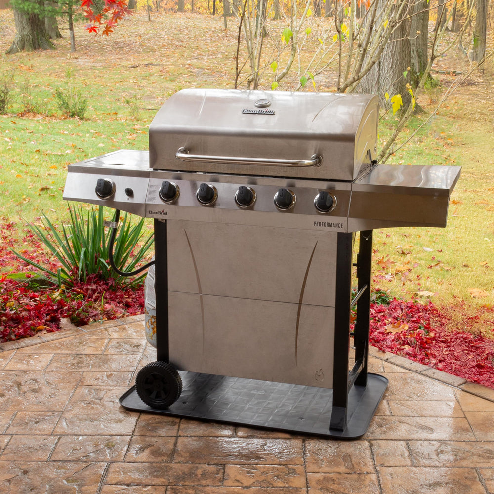 Scepter potting workspace tray doubles as a plant table protector.