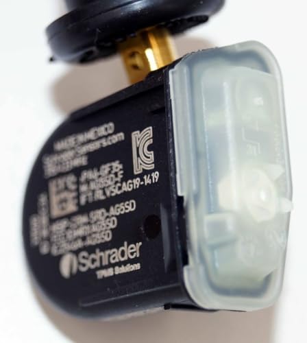 Fixed-angle snap-in valve on Schrader EZ-Sensor 33500 ensures secure fit