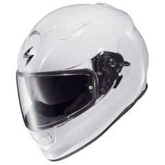 ScorpionEXO Ryzer with Pinlock-ready shield features fog-free vision for varied weather conditions.