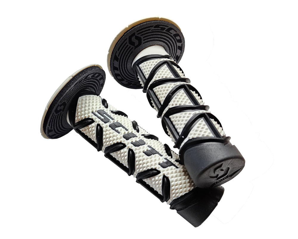 SCOTT Diamond Grip on 7/8-inch handlebars with twist throttle improves comfort and reduces vibration