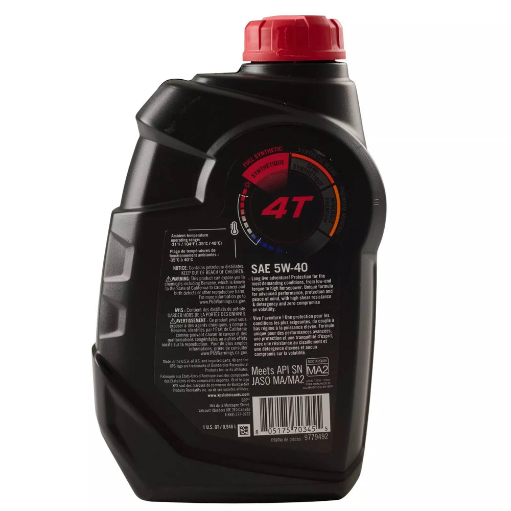 Sea-Doo BRP XPS 4T 5W-40 oil pour demonstrates engine lubrication