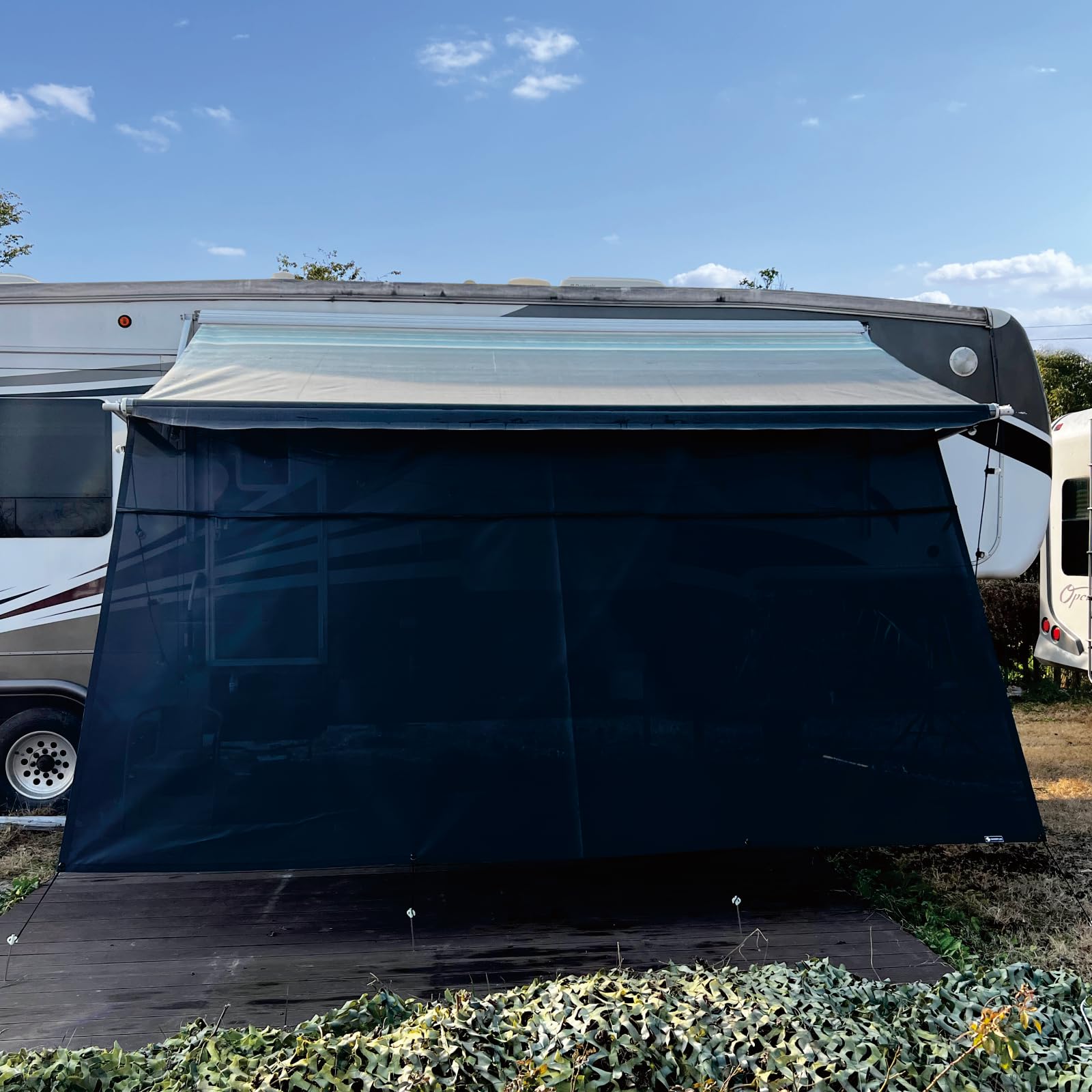 Front view shows the 8x17'3'' fabric length designed for an 18 ft awning.